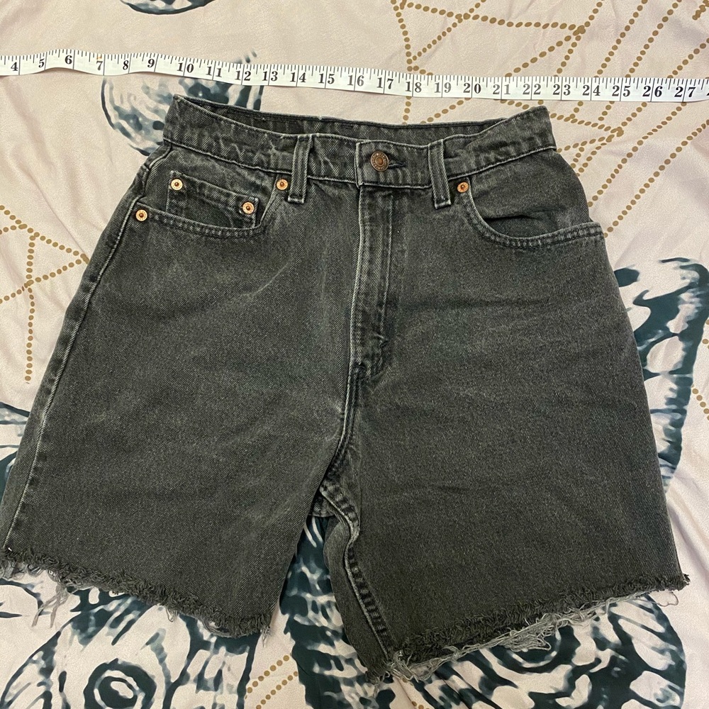 Vintage levi 551 jean shorts